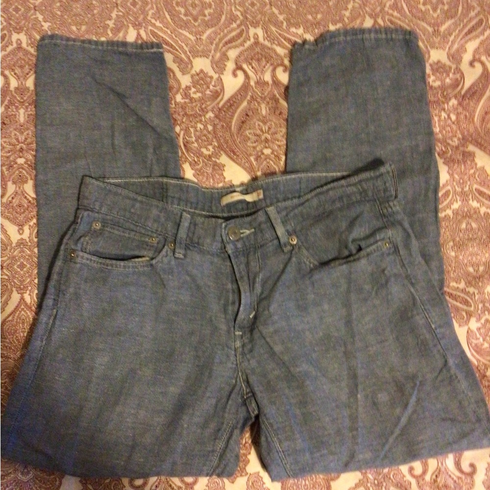EUC Levi's Chambray Boyfriend Pants